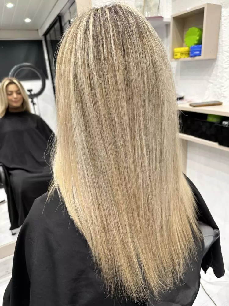 PHOTO AVANT EXTENSIONS 1